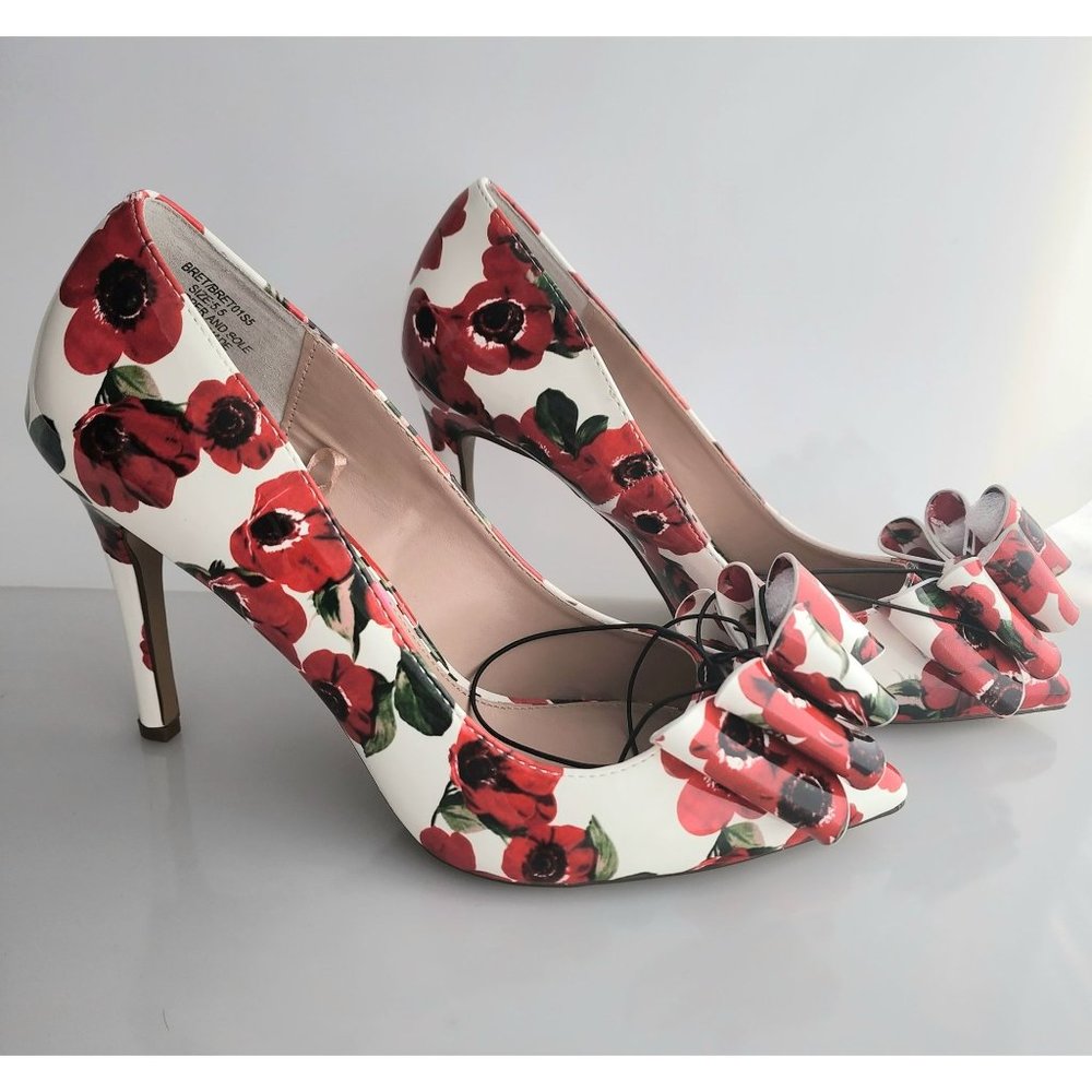 Betsey Johnson Red/White Floral Print Heels Size 5.5 - 3 5" Heel- New with Tags